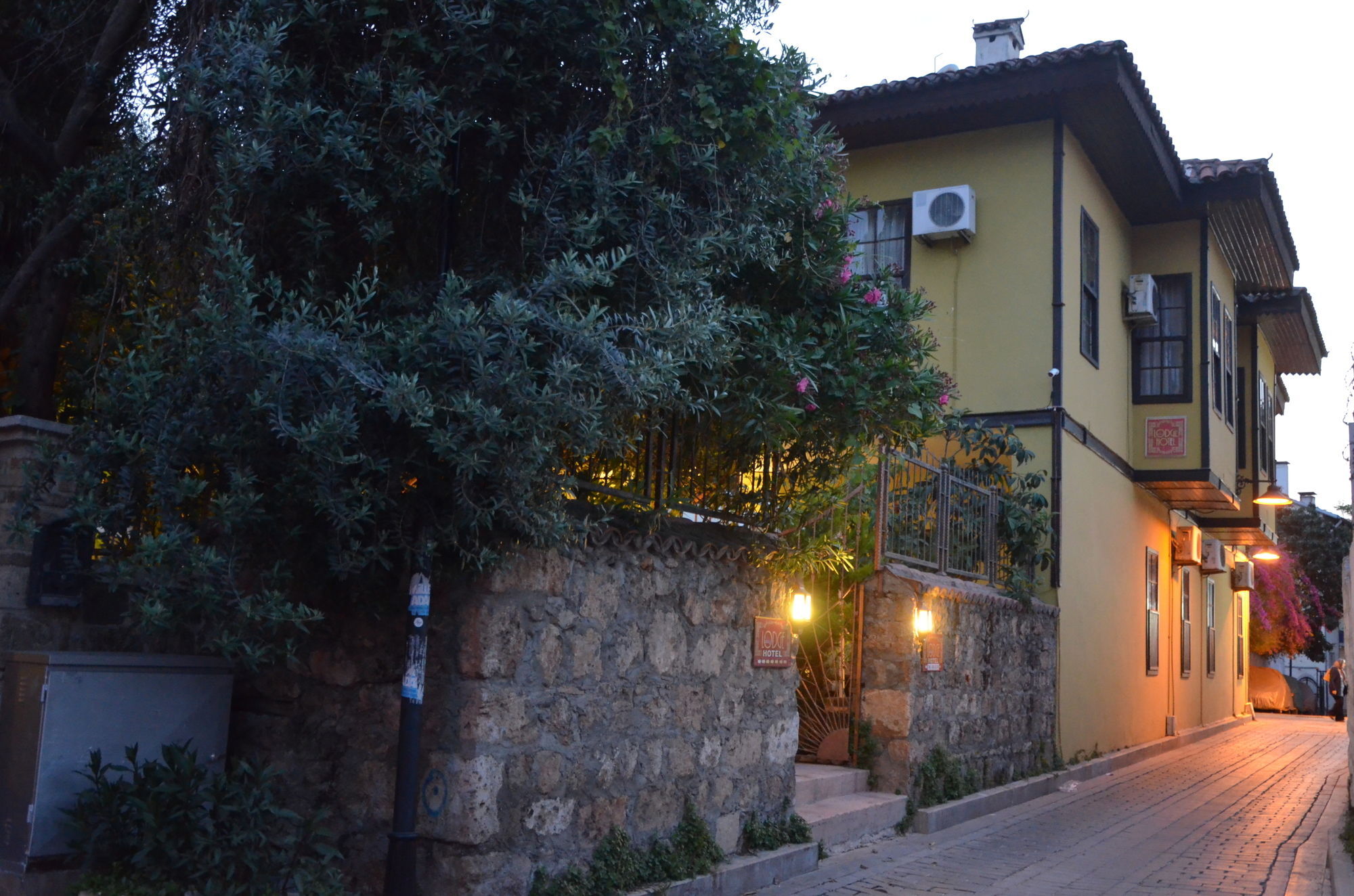 Kaleici Lodge Aparts Antalya Extérieur photo